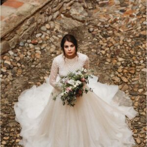 Romantic-bridal shoot-chateau-brametourte--sarah-menager-deco-event-wedding-occitanie